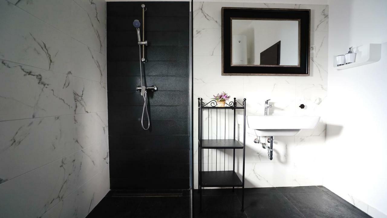 Casa Gremar Apartment Pjescana Uvala Ngoại thất bức ảnh